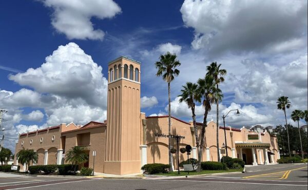 Venice Theatre , Venice Florida